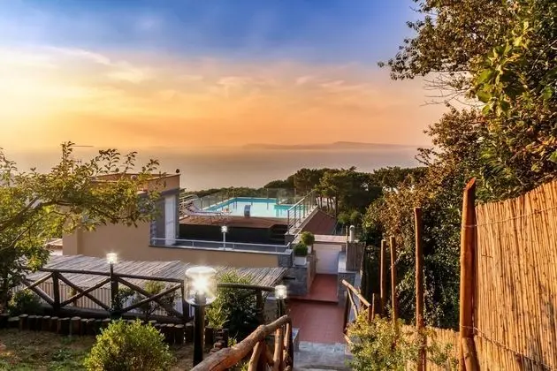 Villa, Sigara İçilebilir