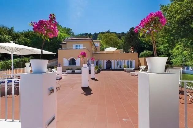 Villa, Sigara İçilebilir