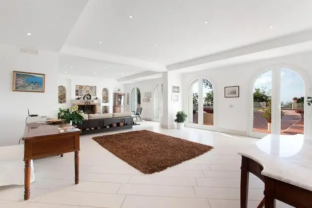 Villa, Sigara İçilebilir