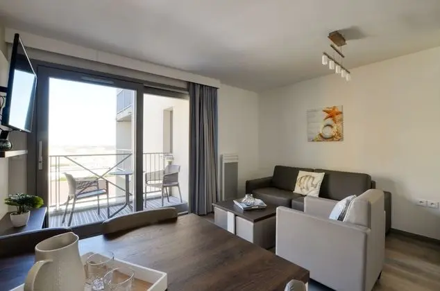 Standard Apart Daire, Balkon