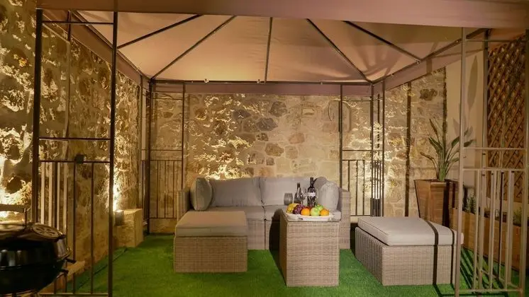 Comfort Sıra Ev, 3 Yatak Odası, Veranda, Okyanusa Sıfır