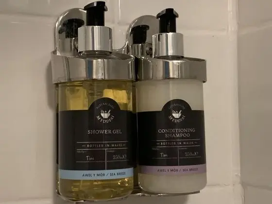Deluxe Tek Büyük Yataklı Oda, Banyolu/Duşlu