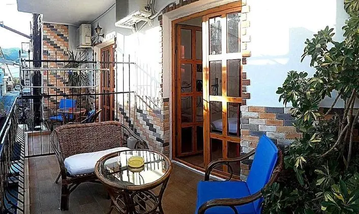 Basic Üç Kişilik Oda