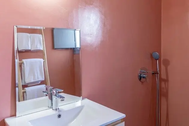 Deluxe Tek Büyük Yataklı Oda, Deniz Manzaralı