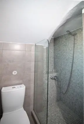 Tek Büyük Yataklı Oda, Sigara İçilmez