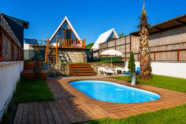 Bungalow, Bahçe Manzaralı, Balkonlu