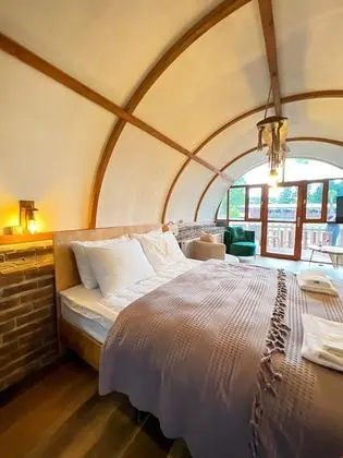 Premium Hobbit House