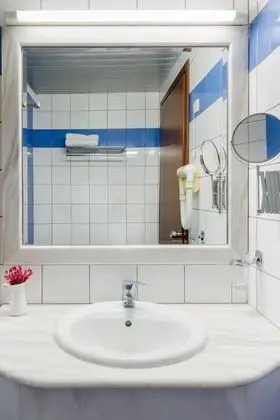 Standard Tek Büyük veya İki Ayrı Yataklı Oda