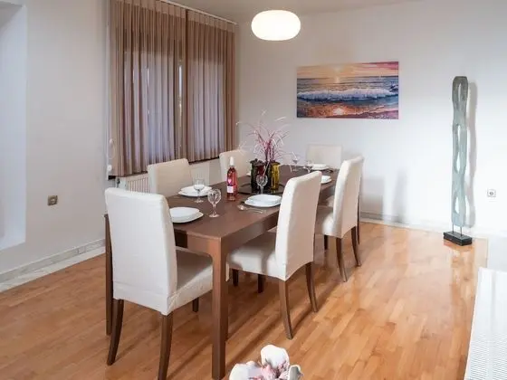 Villa, 4 Yatak Odası, Deniz Manzaralı
