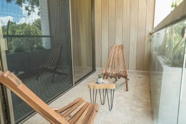 Apart Daire, Balkon