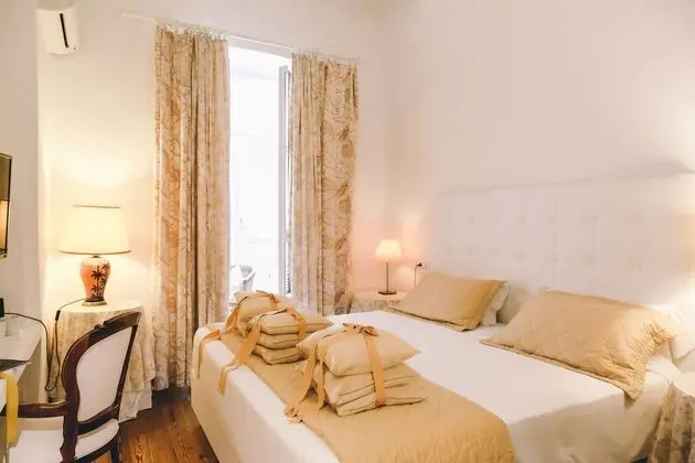 Standard Tek Büyük veya İki Ayrı Yataklı Oda