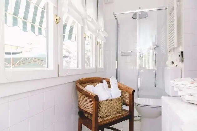 Standard Tek Büyük veya İki Ayrı Yataklı Oda