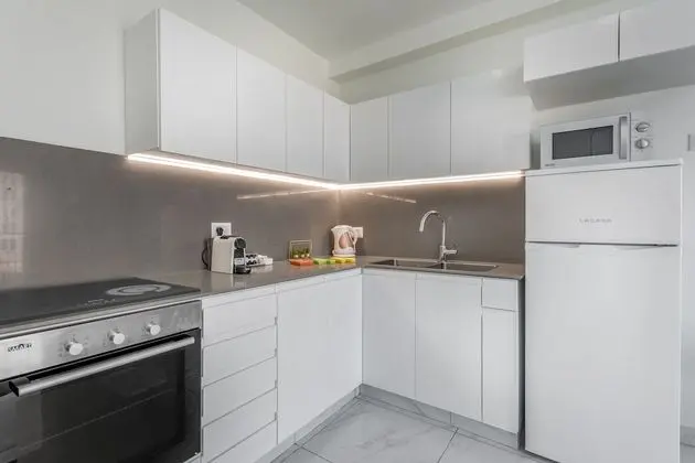 Deluxe 1BDR in City Center - Even Israel st 3 - #50