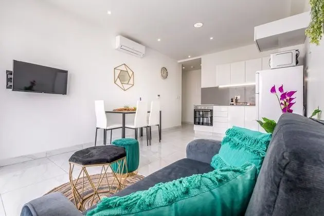 Deluxe 1BDR in City Center - Even Israel st 3 - #50