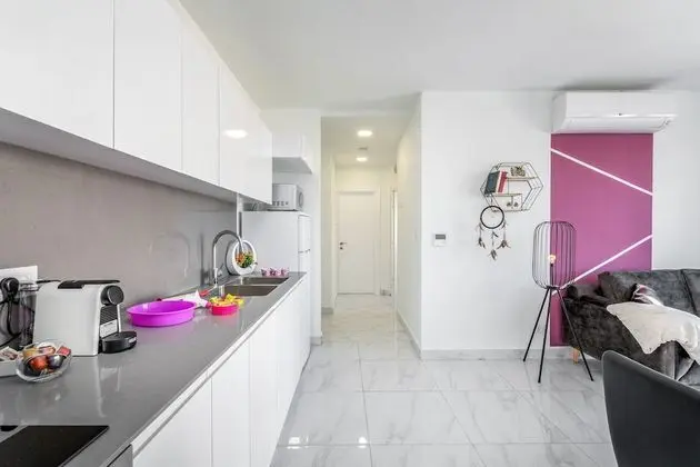 Luxury 2BDR in City Center - Even Israel st 3 - #51