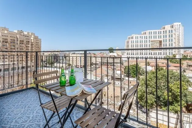 Luxury 2BDR in City Center - Even Israel st 3 - #51