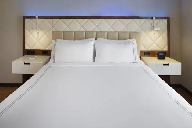 Premium Oda, 1 En Büyük (King) Boy Yatak, Köşe