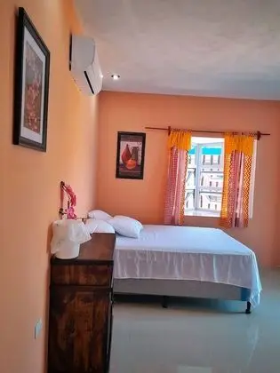 Basic Oda, 2 Büyük (Queen) Boy Yatak, Banyolu/Duşlu, Havuz Manzaralı