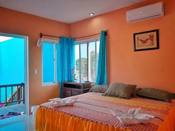 Basic Oda, 2 Büyük (Queen) Boy Yatak, Banyolu/Duşlu, Havuz Manzaralı