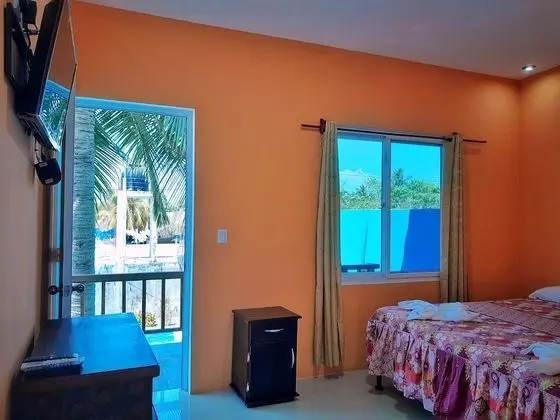 Basic Oda, 2 Büyük (Queen) Boy Yatak, Banyolu/Duşlu, Havuz Manzaralı