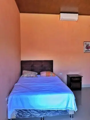 Basic Oda, 2 Büyük (Queen) Boy Yatak, Banyolu/Duşlu, Havuz Manzaralı