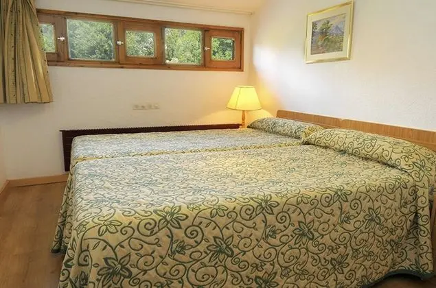 Standard Tek Büyük Yataklı Oda (2 Adults + 1 Child)