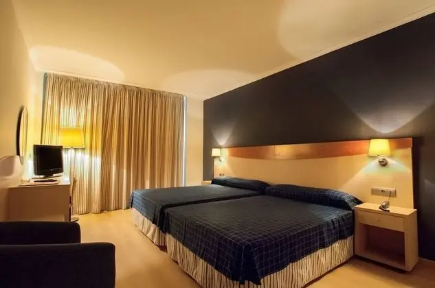 Dört Kişilik Oda (4 Adults)