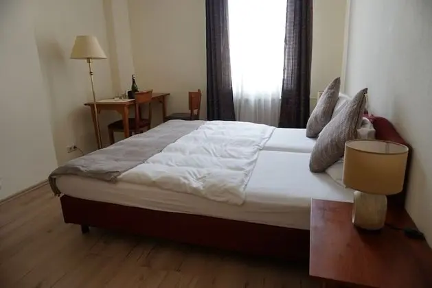 Economy Tek Büyük Yataklı Oda