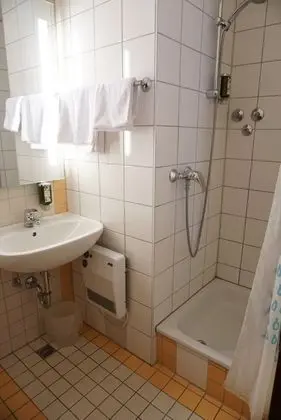 Economy Tek Kişilik Oda