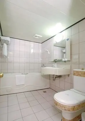 Classic Tek Büyük Yataklı Oda, Küvet