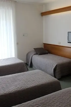 Dört Kişilik Oda, 1 Yatak Odası (4 single beds)
