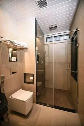 Deluxe Tek Büyük veya İki Ayrı Yataklı Oda