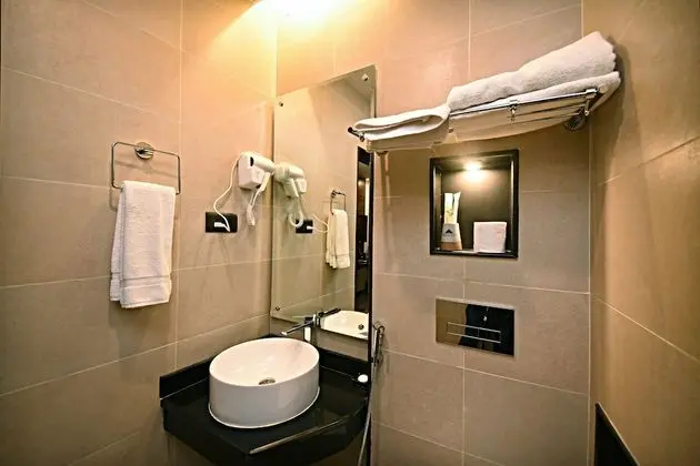 Deluxe Tek Büyük veya İki Ayrı Yataklı Oda