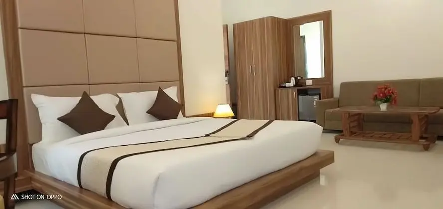 Luxury Oda, 1 En Büyük (King) Boy Yatak, Sigara İçilmez, Dağ Manzaralı