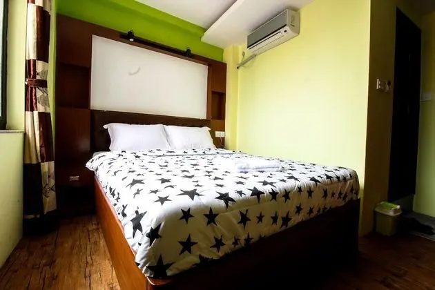 Deluxe Tek Büyük veya İki Ayrı Yataklı Oda