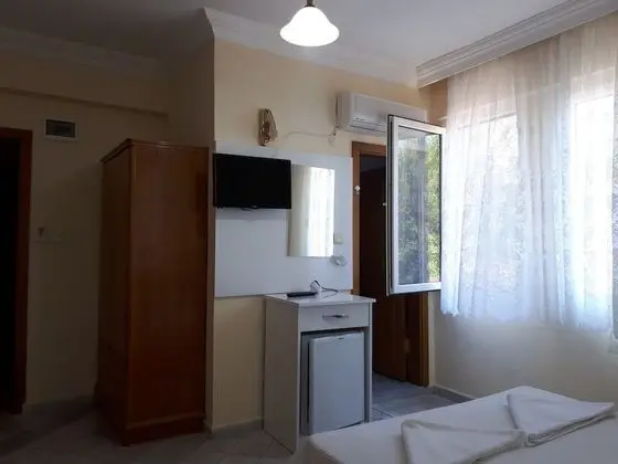 Standard Tek Büyük Yataklı Oda