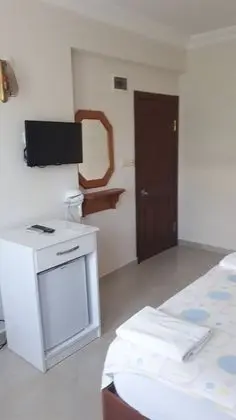 Üç Kişilik Oda