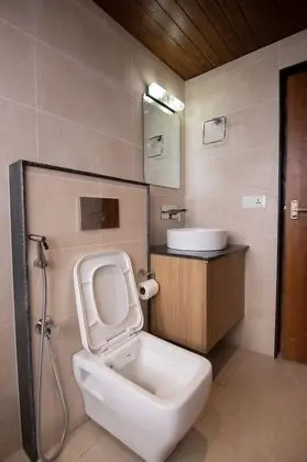 Deluxe Tek Büyük veya İki Ayrı Yataklı Oda, 1 Yatak Odası, Özel Banyo, Bahçe Manzaralı