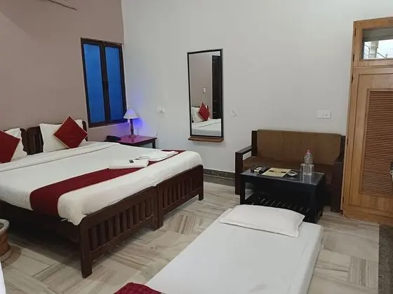 Deluxe Ac. Garden View