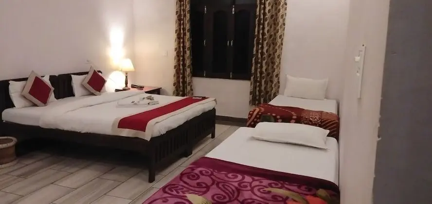 Deluxe Ac. Garden View