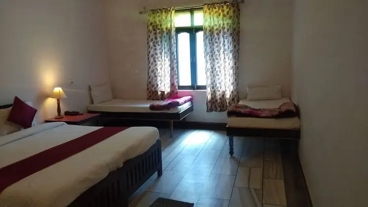 Deluxe Ac. Garden View