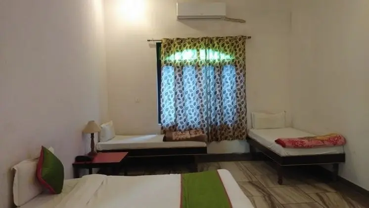Deluxe Ac. Garden View