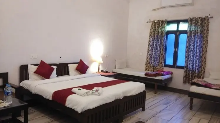 Deluxe Ac. Garden View