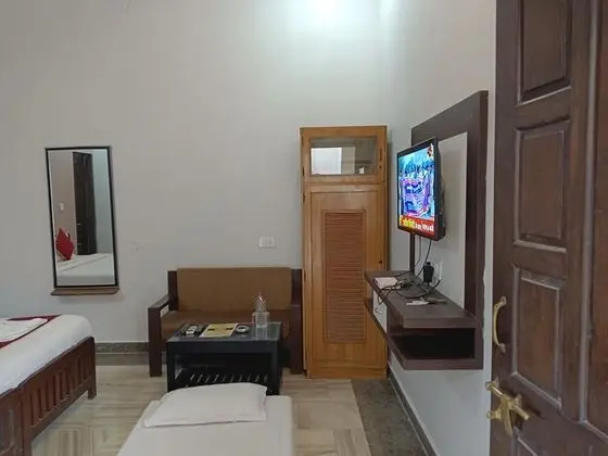 Deluxe Ac. Garden View