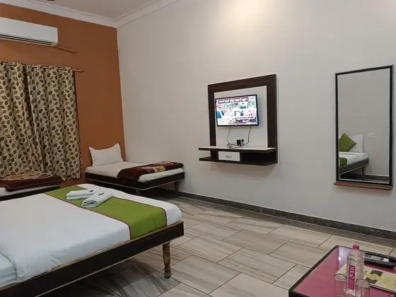 Deluxe Ac. Garden View