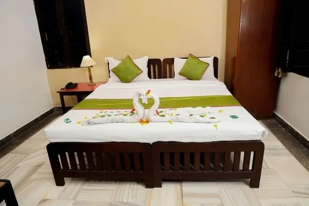 Deluxe Ac. Garden View