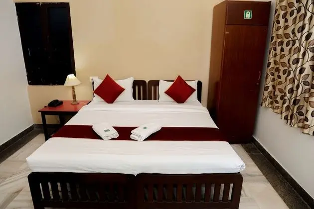 Deluxe Tek Büyük Yataklı Oda, Bahçe Manzaralı