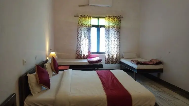 Deluxe Tek Büyük Yataklı Oda, Bahçe Manzaralı