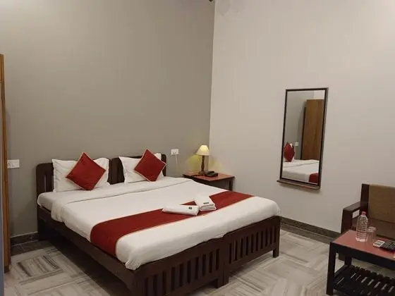 Deluxe Tek Büyük Yataklı Oda, Bahçe Manzaralı