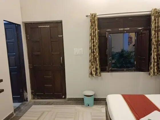 Deluxe Tek Büyük Yataklı Oda, Bahçe Manzaralı